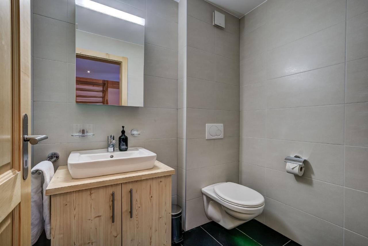 Chalet Flocon De Neige - Jacuzzi - Sauna ลาซูมาซ ภายนอก รูปภาพ
